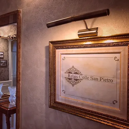 Relais Colle San Pietro Bed & Breakfast 4*