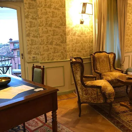 Bed & Breakfast Relais Colle San Pietro 4*