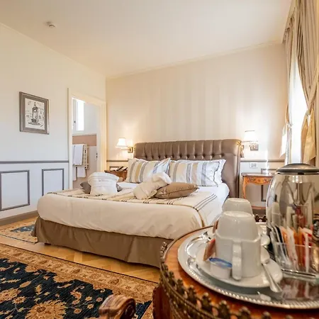 Relais Colle San Pietro Bed and Breakfast 4*