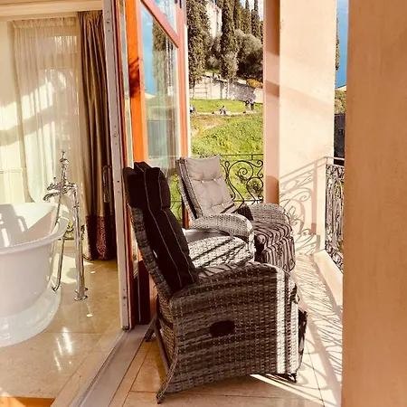 Relais Colle San Pietro Bed and Breakfast 4*