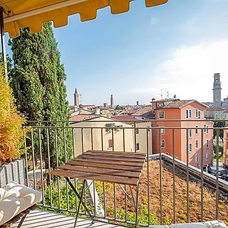 Relais Colle San Pietro 住宿加早餐酒店 4*
