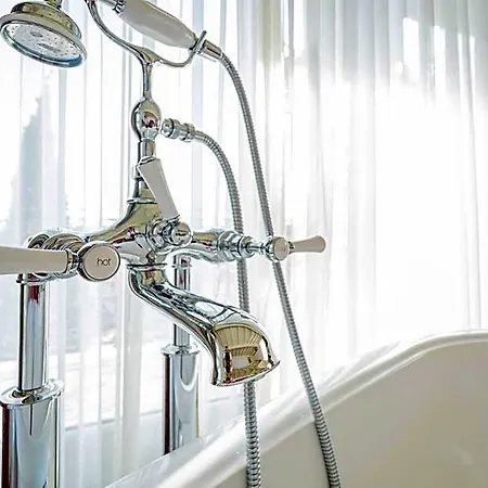 Relais Colle San Pietro 4*
