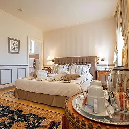 Relais Colle San Pietro Bed and Breakfast
