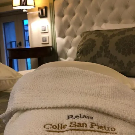 Relais Colle San Pietro Bed and Breakfast Βερόνα