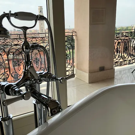 Bed & Breakfast Relais Colle San Pietro 4*