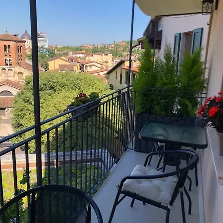 Bed & Breakfast Relais Colle San Pietro 4*